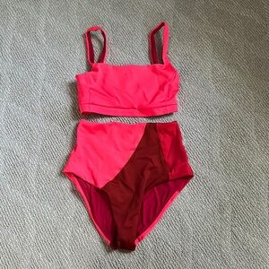 Left on Friday swim suit bottoms, great condition.